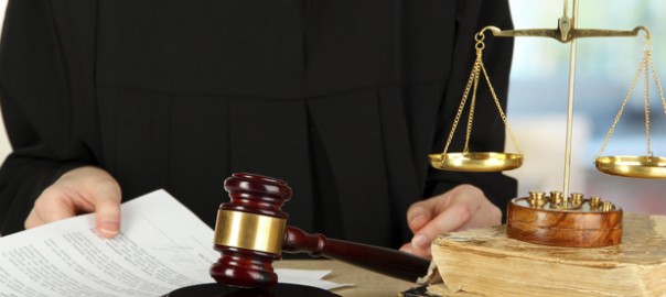 judge_gavel_balance-Article-201406041320